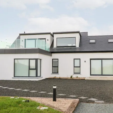 The Beachhouse * Cashel Hill