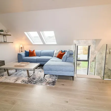 The Beachhouse Cashel Hill