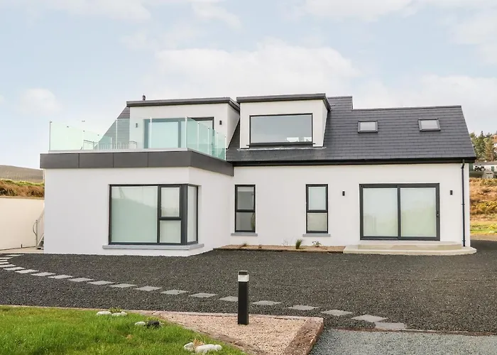 The Beachhouse * Cashel Hill